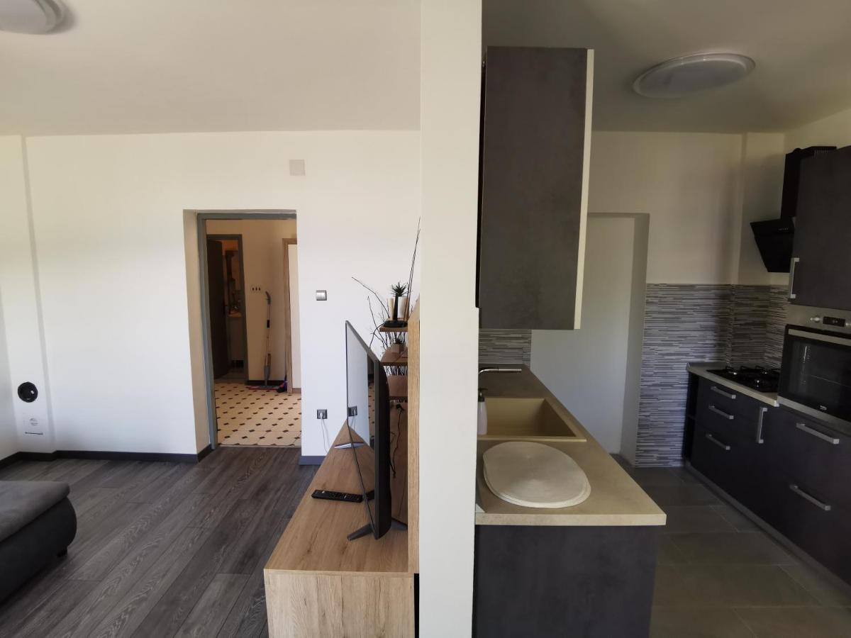 Deedee Apartment Senj  Dış mekan fotoğraf